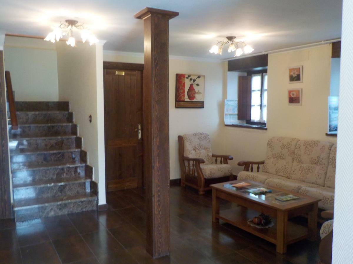 Apartamentos Rurales La Husteriza Ruenes Exterior foto
